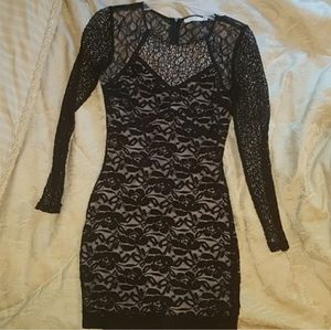 Women’s lace dress